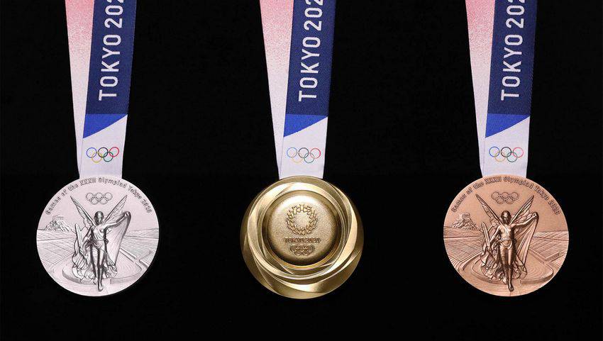 Tokyo 2020, ad un anno dalle Olimpiadi svelate le medaglie per gli atleti