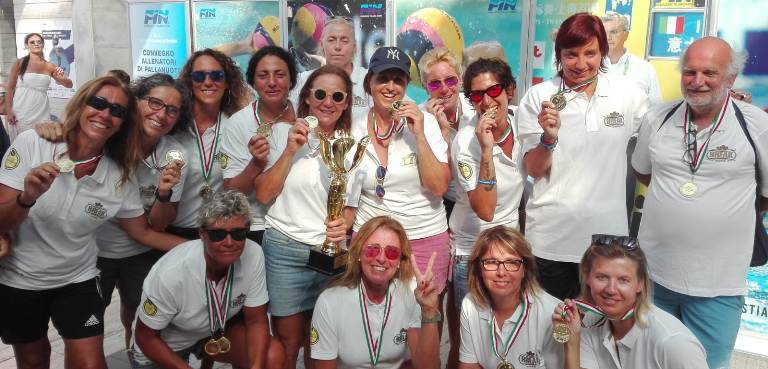 Anzio, Teresa Giordani vince la medaglia d’oro agli italiani Master di pallanuoto