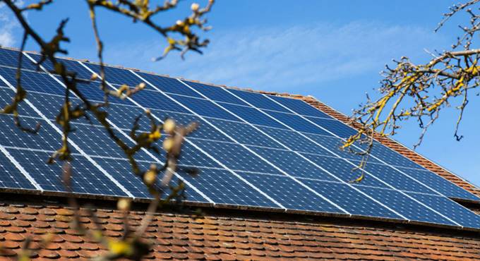 Investire nel fotovoltaico affittando terreno di proprietà, conveniente e green