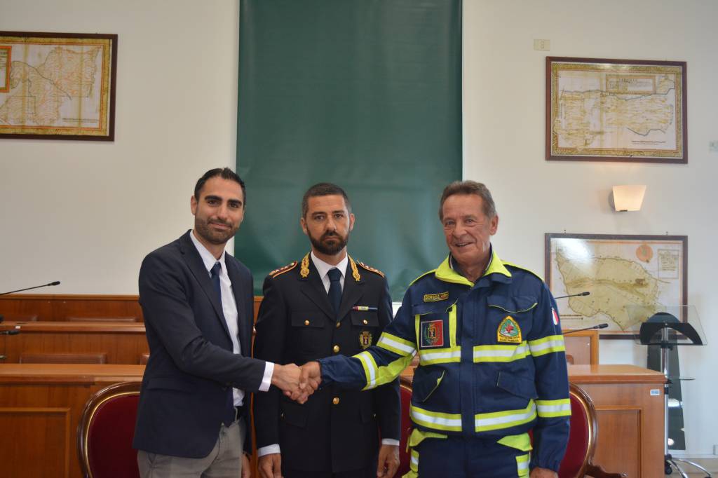 Protezione Civile, il Comune di Pomezia firma una convenzione con Croce Rossa Italiana e Echo