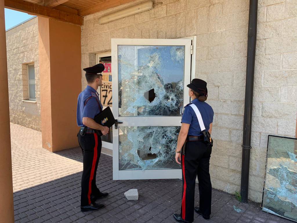 vandali passoscuro carabinieri