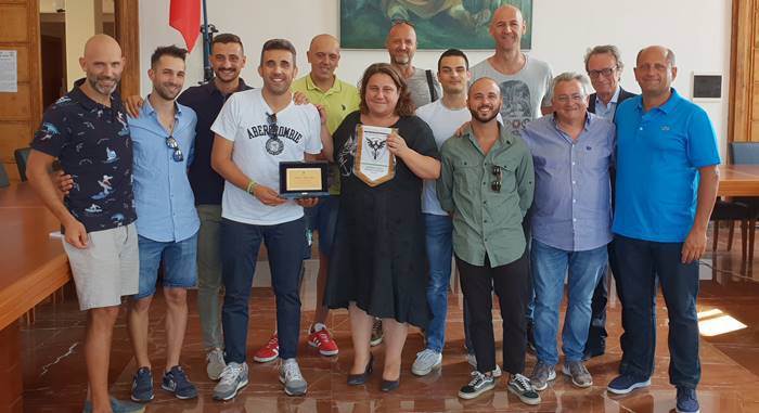 La “Amatori Calcio Bella Farnia” di Sabaudia campione d’Italia
