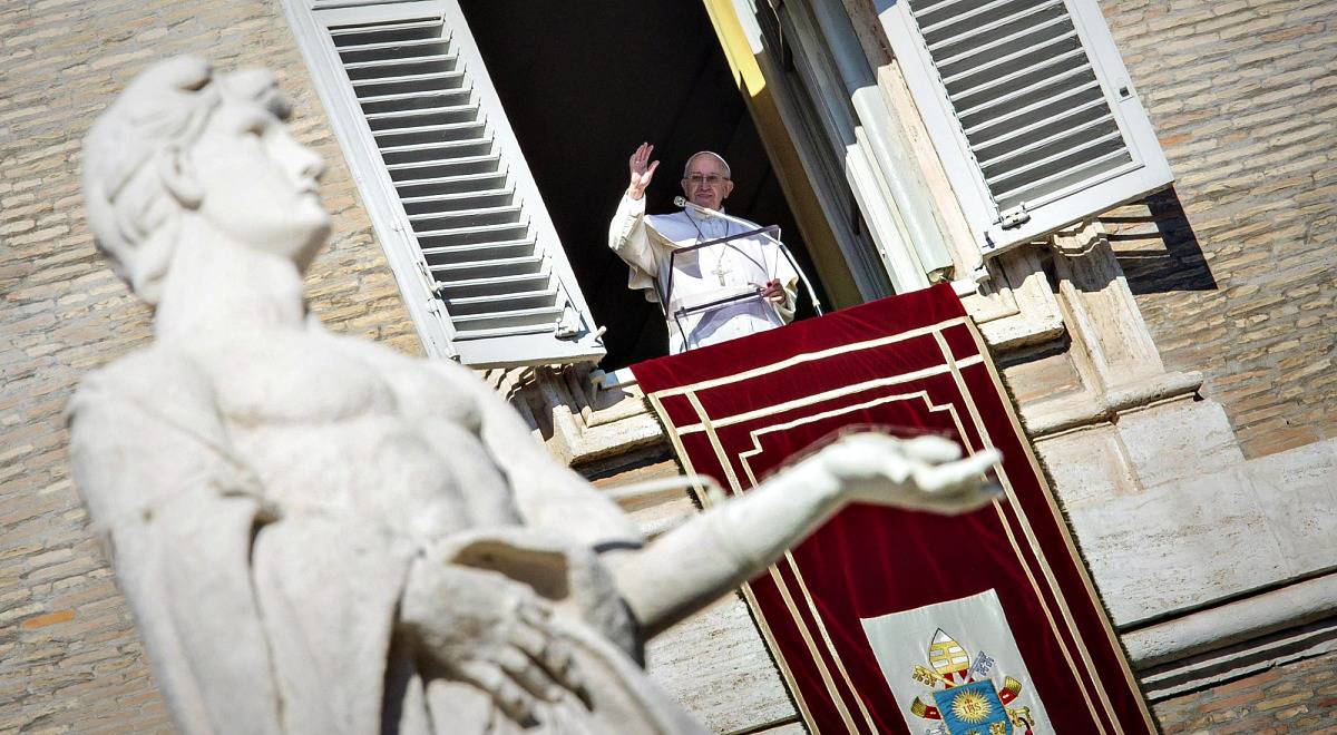Festa dell’Assunta, il Papa: “Il vero potere è il servizio, regnare significa amare”