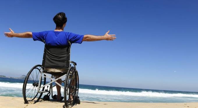 La spiaggia libera della Colonia di Santa Severa diventa accessibile ai disabili