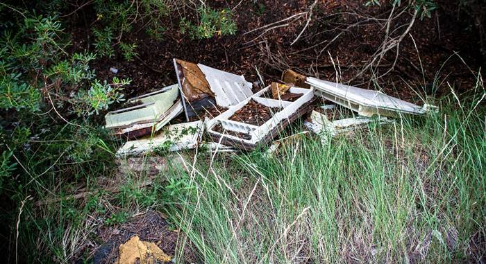 Tarquinia, rifiuti abbandonati nella pineta di San Giorgio: al via la bonifica