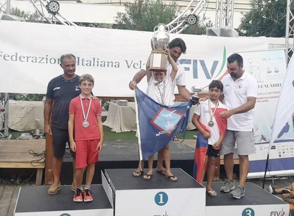Formia, Niccolò Sparagna è d’argento ai Campionati italiani giovanili di vela in singolo