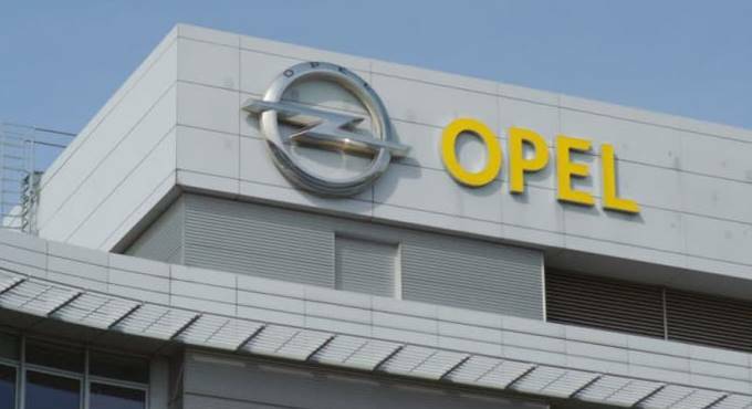 Fiumicino, Opel annulla il licenziamento di 62 operai