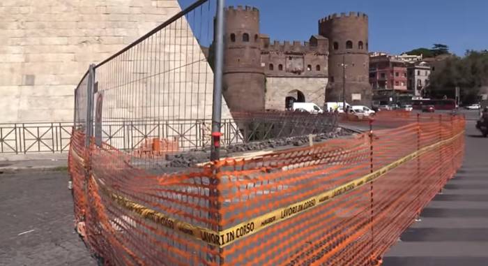Roma, al via i lavori prolungamento preferenziale di via Marmorata – VIDEO