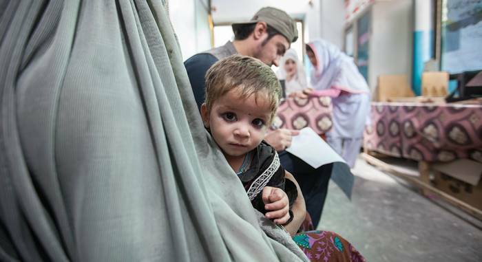 Pakistan, siringhe non sterilizzate e riusate: 900 bambini contagiati da Hiv
