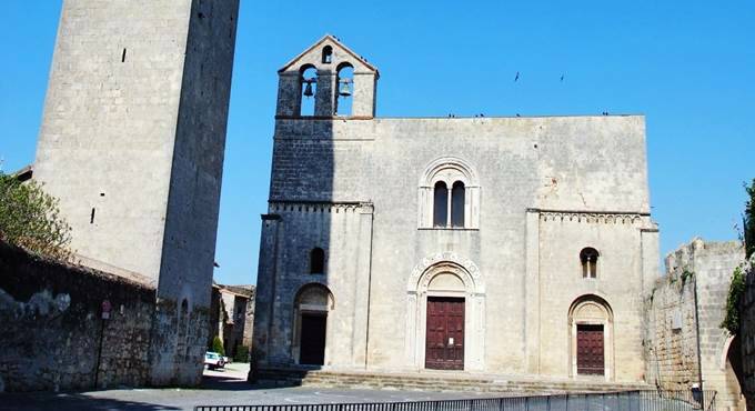 chiesa santa maria in castello tarquinia
