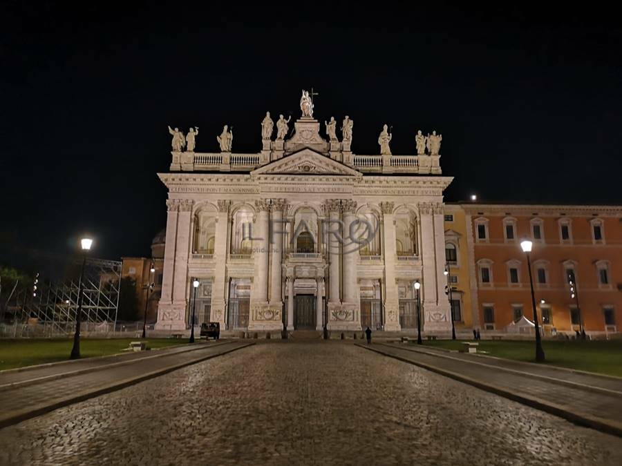 illuminazione cattedrale di roma san giovanni in laterano
