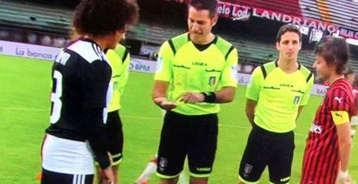 Milan – Juve, l’arbitro ladispolano Andrea Ancora davanti alle telecamere di Sky Sport