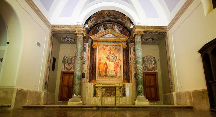 Restauro completato: riapre al culto la chiesa del castello di Santa Severa