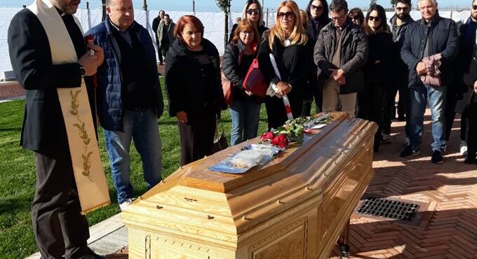 funerale orazio ucci nel nuovo cimitero ardea