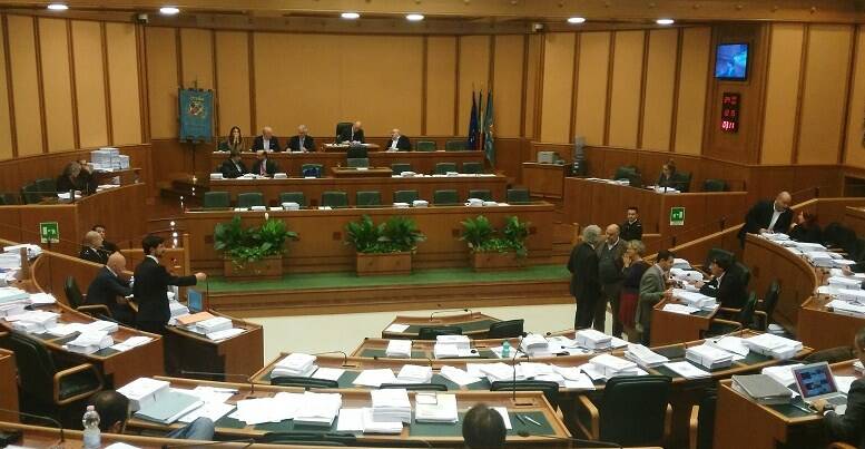 Regione Lazio, il Consiglio approva la legge per la stabilizzazione dei lavoratori socialmente utili