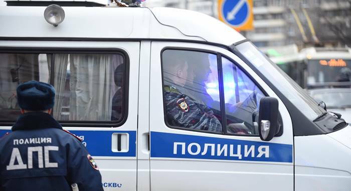 Russia, soldato di vent’anni uccide tre persone in uno scalo militare: killer in fuga