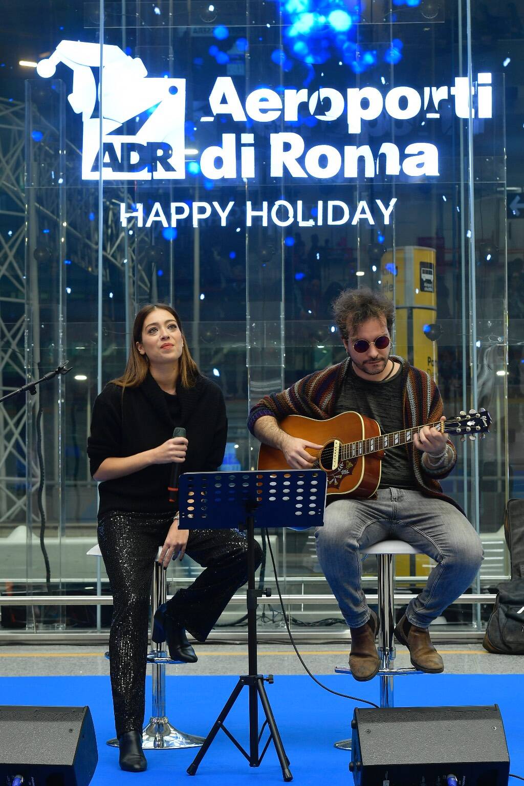 AdR: “A Fiumicino si celebra il Natale tra canti natalizi e iniziative a beneficio dei passeggeri”