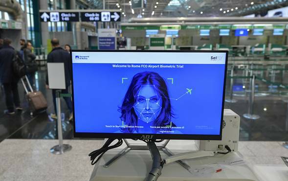 L’aeroporto di Fiumicino è sempre più hi-tech: al via la sperimentazione del riconoscimento facciale