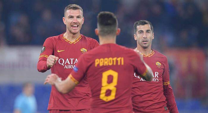 Alla Roma bastano Perotti e Dzeko: giallorossi ai sedicesimi di Europa League