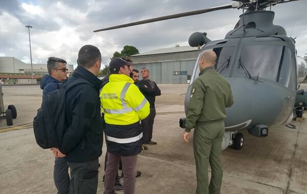 La Protezione civile di Terracina a lezione dall'Aeronautica militare di Pratica di Mare