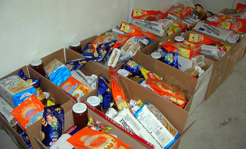Ad Anzio prosegue la distribuzione dei pacchi alimentari alle famiglie in difficoltà