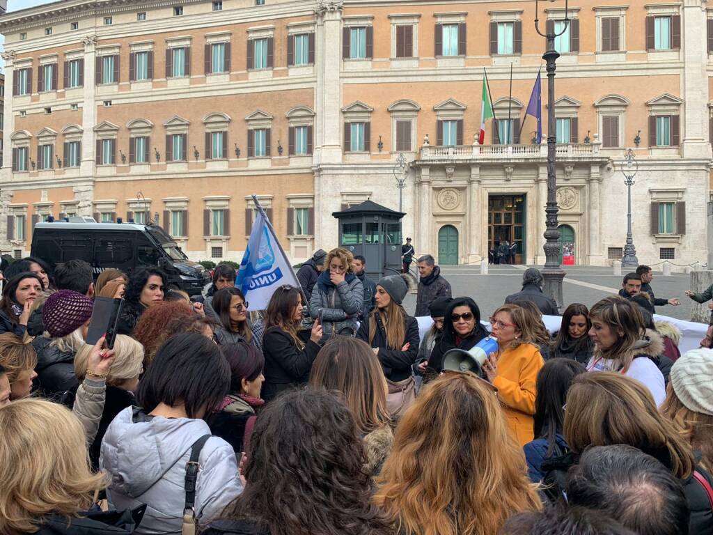 Concorso dirigenti scolastici: Utl Roma e Ur Lazio in piazza a sostegno della trasparenza nei concorsi
