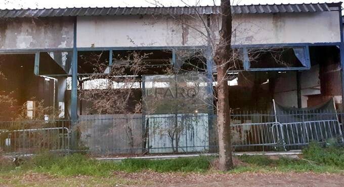 Fiumicino, Feola (FdI): “Nei capannoni di via della Scafa c’è un insediamento abusivo”