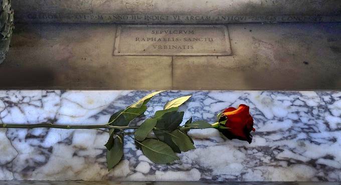 Roma, una rosa sulla tomba di Raffaello apre le celebrazioni per i 500 anni dalla morte