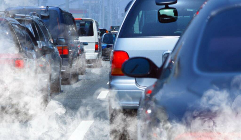Roma, troppo smog: anche 15 e 16 gennaio stop ai veicoli più inquinanti