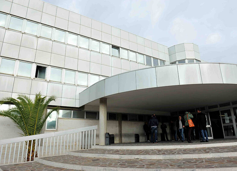 Fiumicino, processo alle maestre accusate di maltrattamenti: rinviata l’udienza
