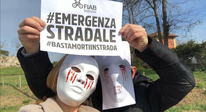 #BastaMortiInStrada, la manifestazione arriva a Fiumicino