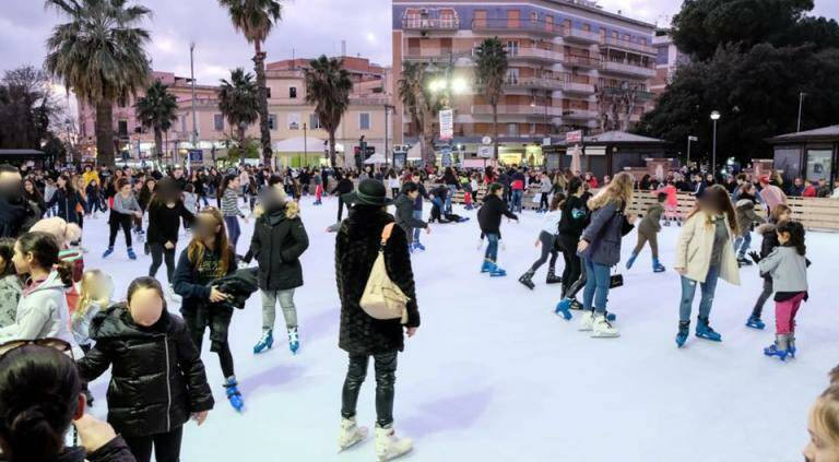 Ice Park, festa sui pattini per S.Valentino e Carnevale