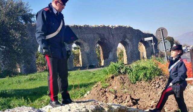 Minturnae sorprende ancora: ritrovate due tombe di epoca romana