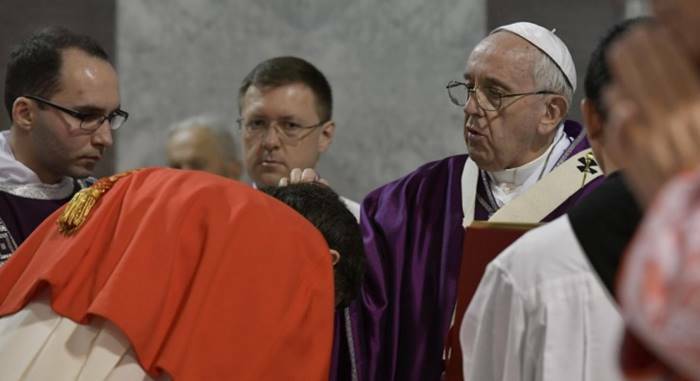 Quaresima, Messa delle Ceneri con il Papa: orario e dove vederla in diretta Tv e streaming
