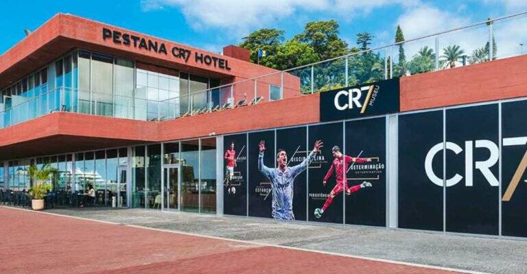 Fake news la conversione degli hotel di Cristiano Ronaldo in ospedali