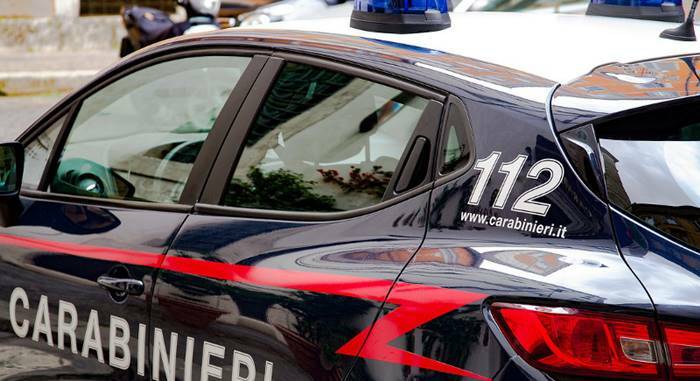 Roma, evade dai domiciliari in taxi ma incrocia i carabinieri: arrestato (di nuovo)