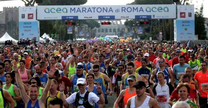 Cancellata la Maratona di Roma. L’organizzazione: “La salute è un bene, vi aspettiamo al traguardo nel 2021”