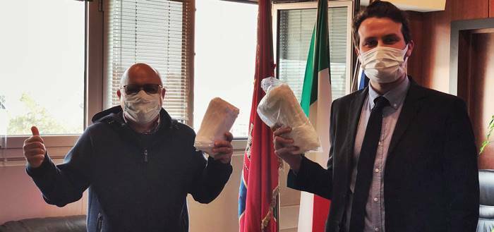 Covid-19 a Fiumicino, dal Comune 3mila mascherine per le persone più vulnerabili
