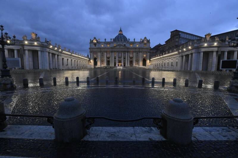 Coronavirus, Papa Francesco crea in Vaticano una task force per il dopo pandemia