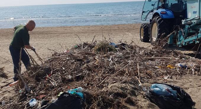 Pomezia, la Giunta approva il nuovo progetto di igiene urbana e pulizia spiagge