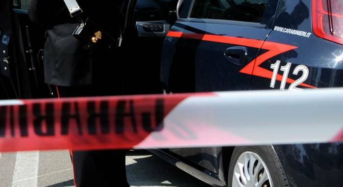 Ponza, 25enne trovato morto con una ferita alla testa: indagano i carabinieri