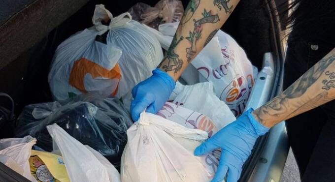 CasaPound distribuisce pacchi alimentari alle famiglie in difficoltà di Ardea e Pomezia