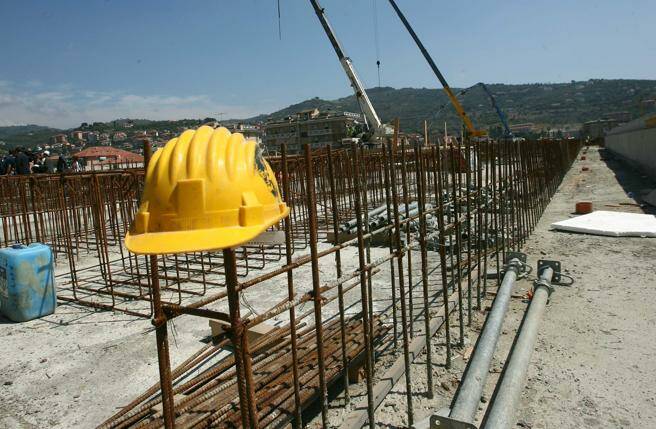 Edilizia, Alessandri e Di Berardino: incontrano i sindacati per la prevista riapertura dei cantieri
