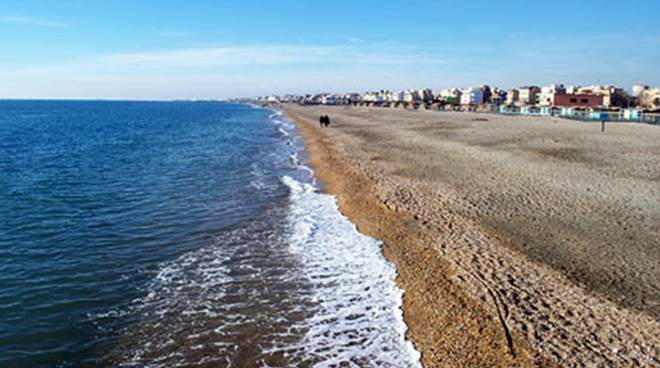 Partono i lavori di ripascimento sul litorale di Ostia: ecco i tratti interessati