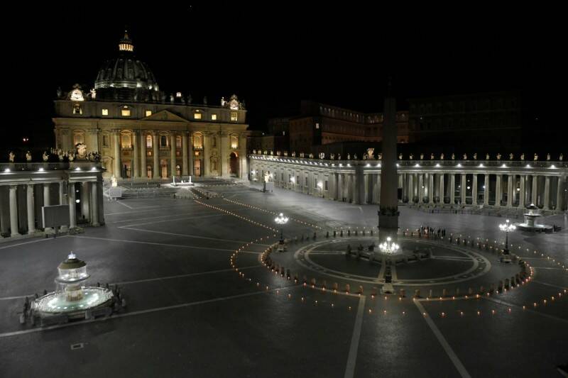 In piazza San Pietro i disegni e le riflessioni dei ragazzi per la Via Crucis 2021 col Papa