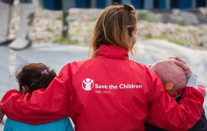 L’appello di Save the Children: “100 milioni di dollari per proteggere i bambini dalla pandemia”