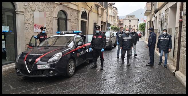 Truffavano le farmacie per poter rivendere oppiacei: a Fondi i Nas arrestano 7 persone