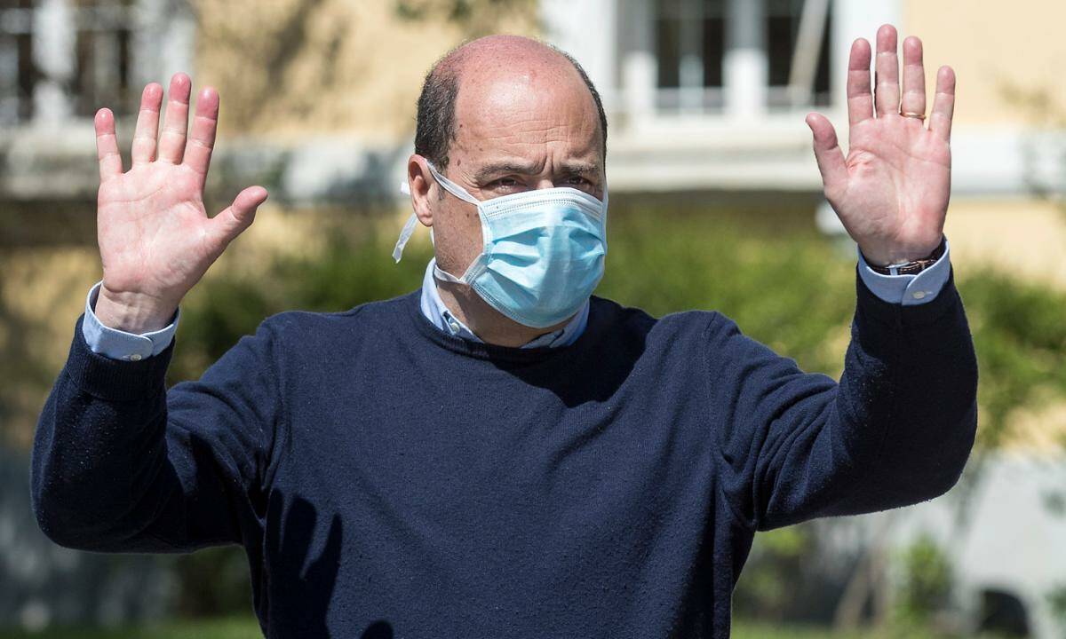 Coronavirus, FdI Lazio: “Subito un Consiglio straordinario sulla vicenda delle mascherine”