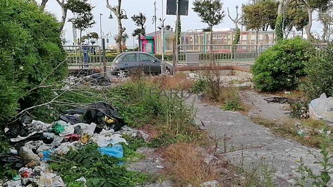 Scauri: discarica su via Roma, “bomba” ecologica in pieno centro