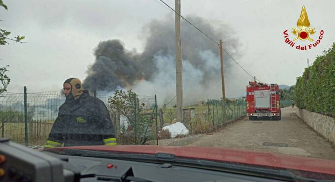 Incendio Sperlonga Vigili del Fuoco